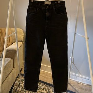 Everlane cheeky jean in washed black